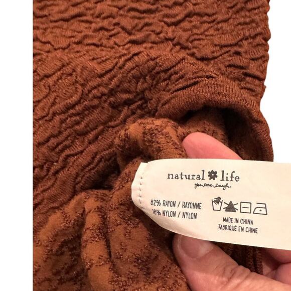 Natural Life Danielle Square Neck Tank Coffee Brown Bubble Texture, M - Picture 3 of 7